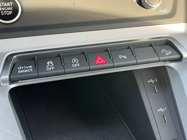 Used 2023 Audi Q3 2.0T Premium image 39