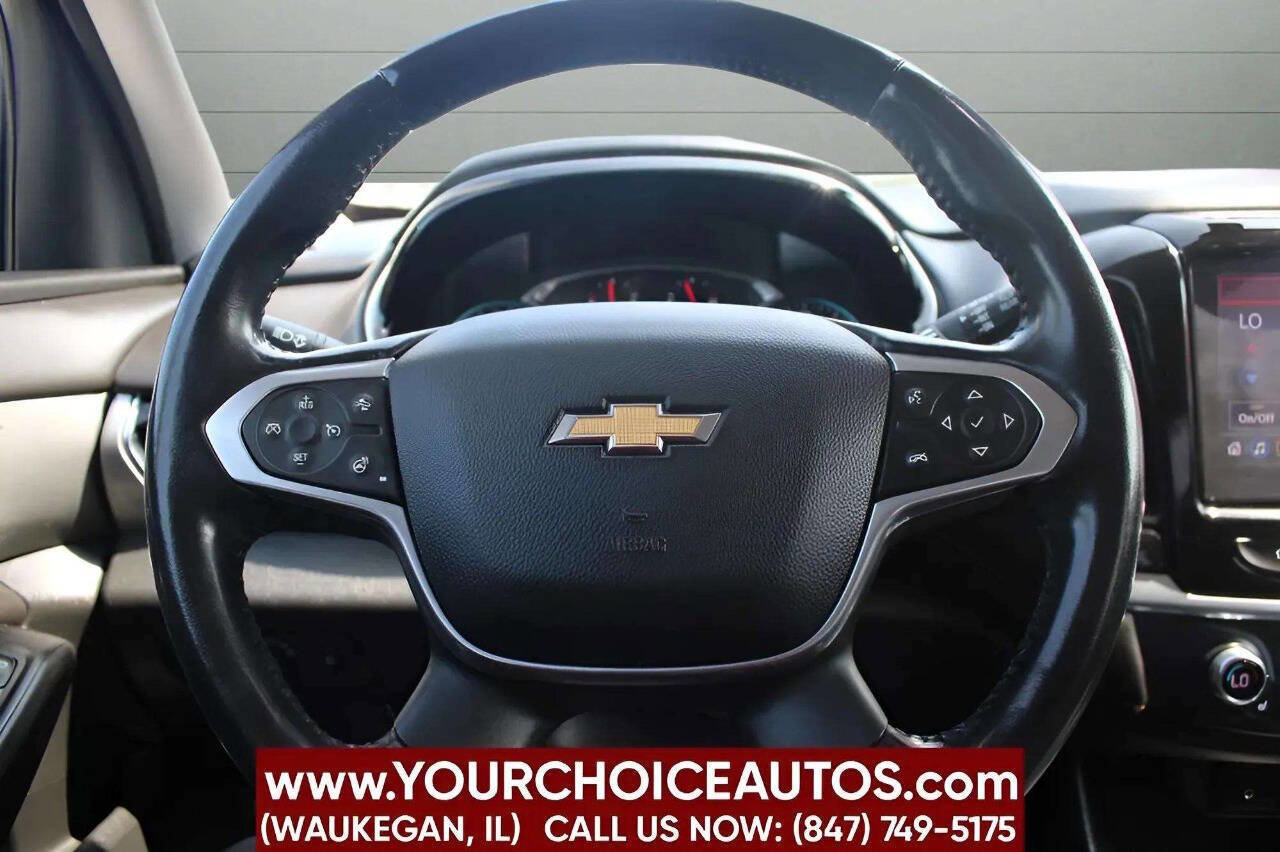 Used 2020 Chevrolet Traverse LT w/ Driver Confidence II Package image 26