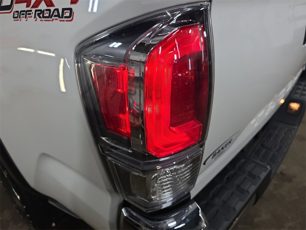 Used 2023 Toyota Tacoma TRD Off-Road image 31