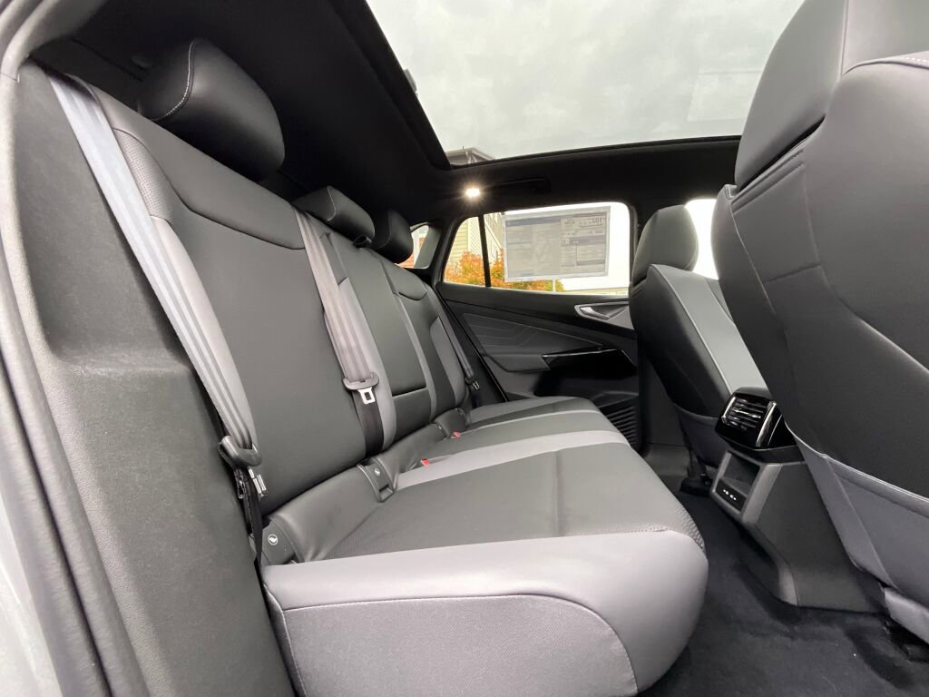 New 2025 Volkswagen ID.4 Pro S image 15