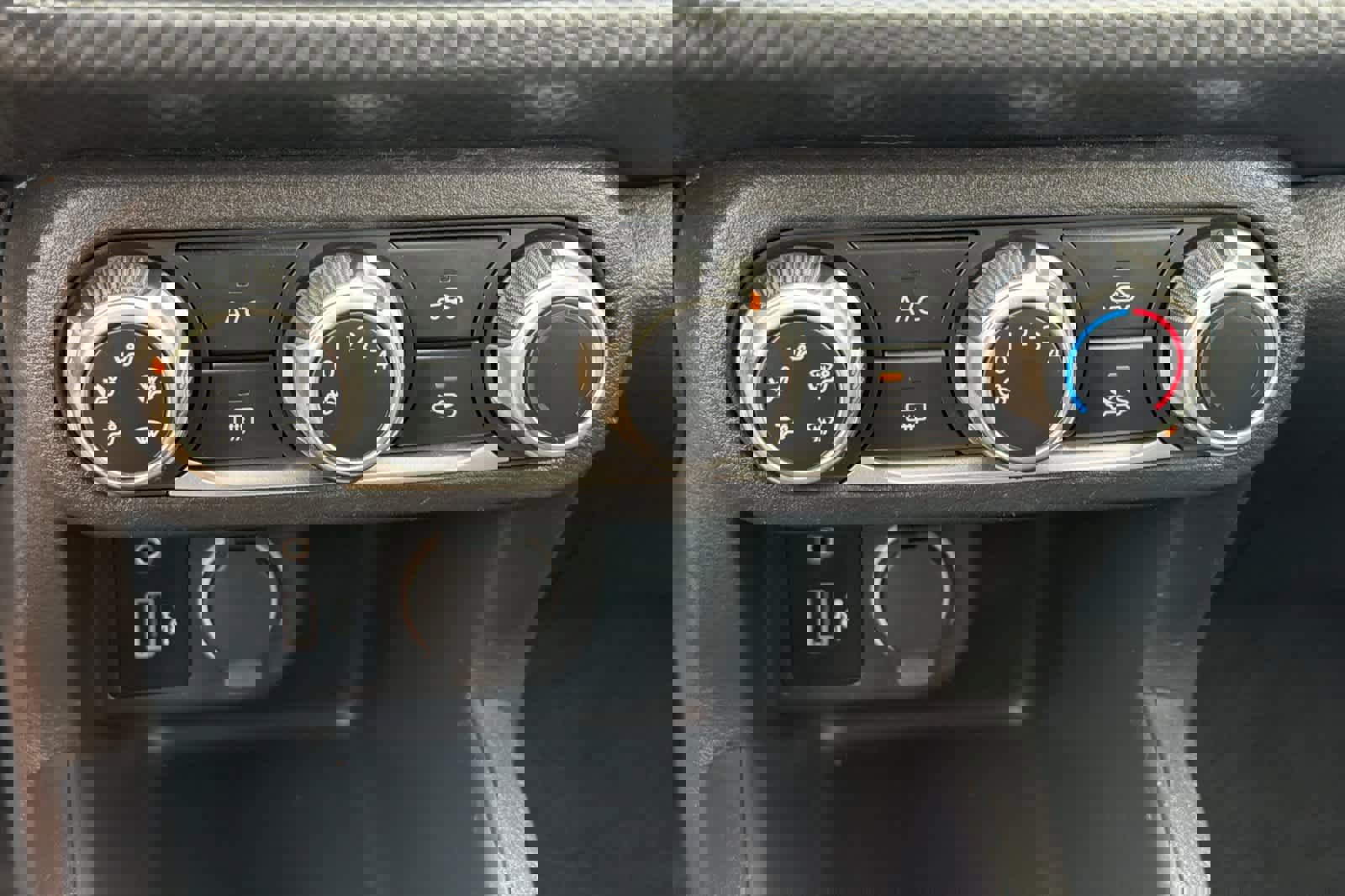 Used 2021 Nissan Kicks S image 22