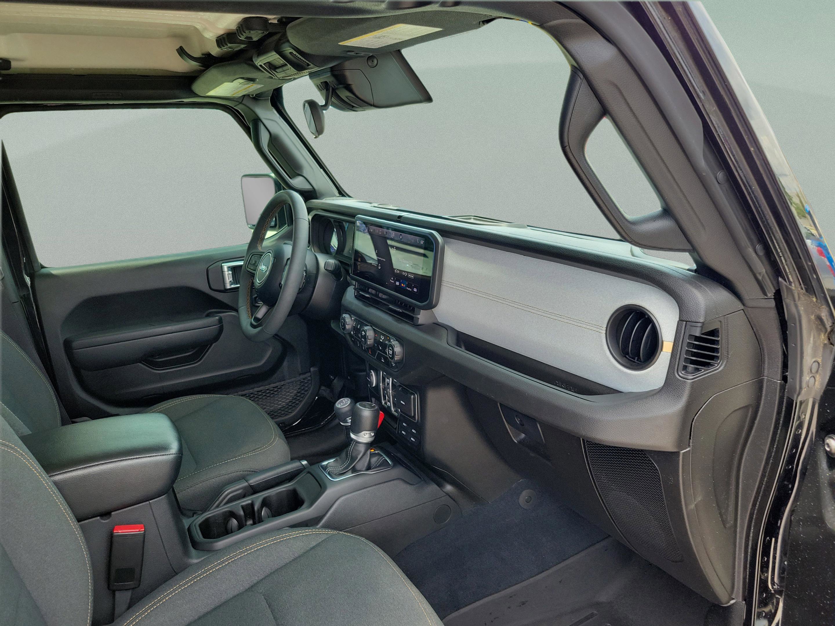 Used 2024 Jeep Wrangler Unlimited Sport AWD/4WD image 7