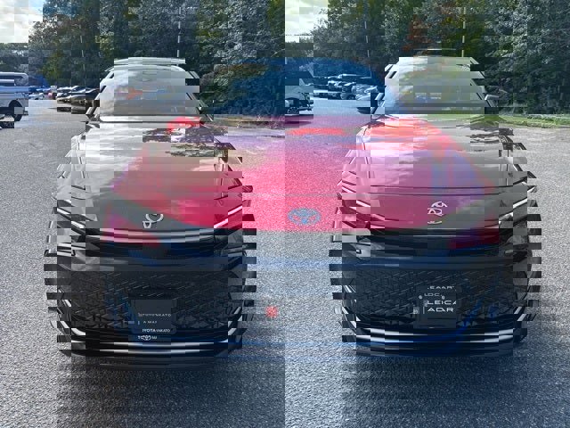 New 2026 Toyota Crown Platinum image 3