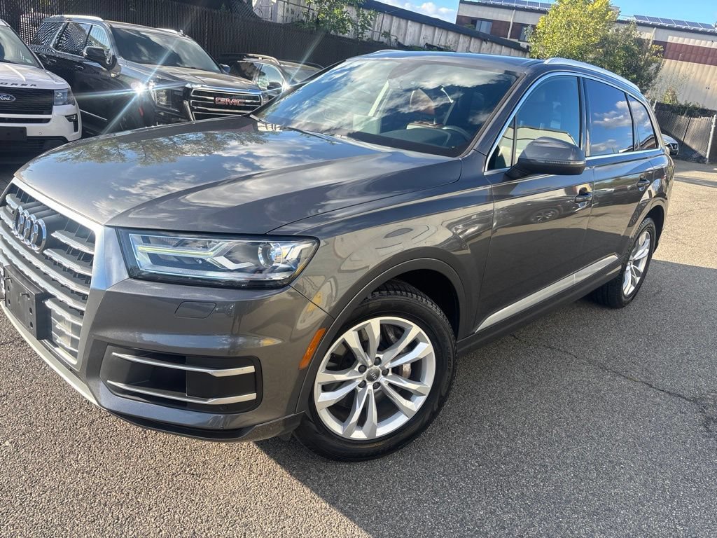 Used 2019 Audi Q7 3.0T Premium w/ Convenience Package AWD/4WD image 1