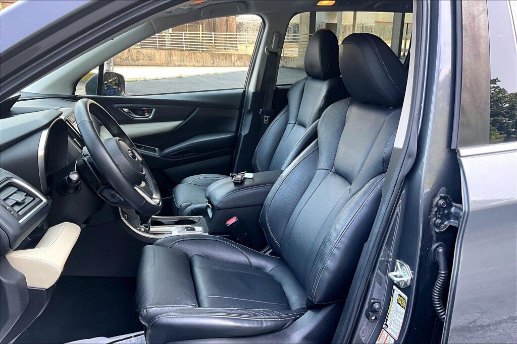 Used 2020 Subaru Ascent Limited w/ Technology Package AWD/4WD image 15