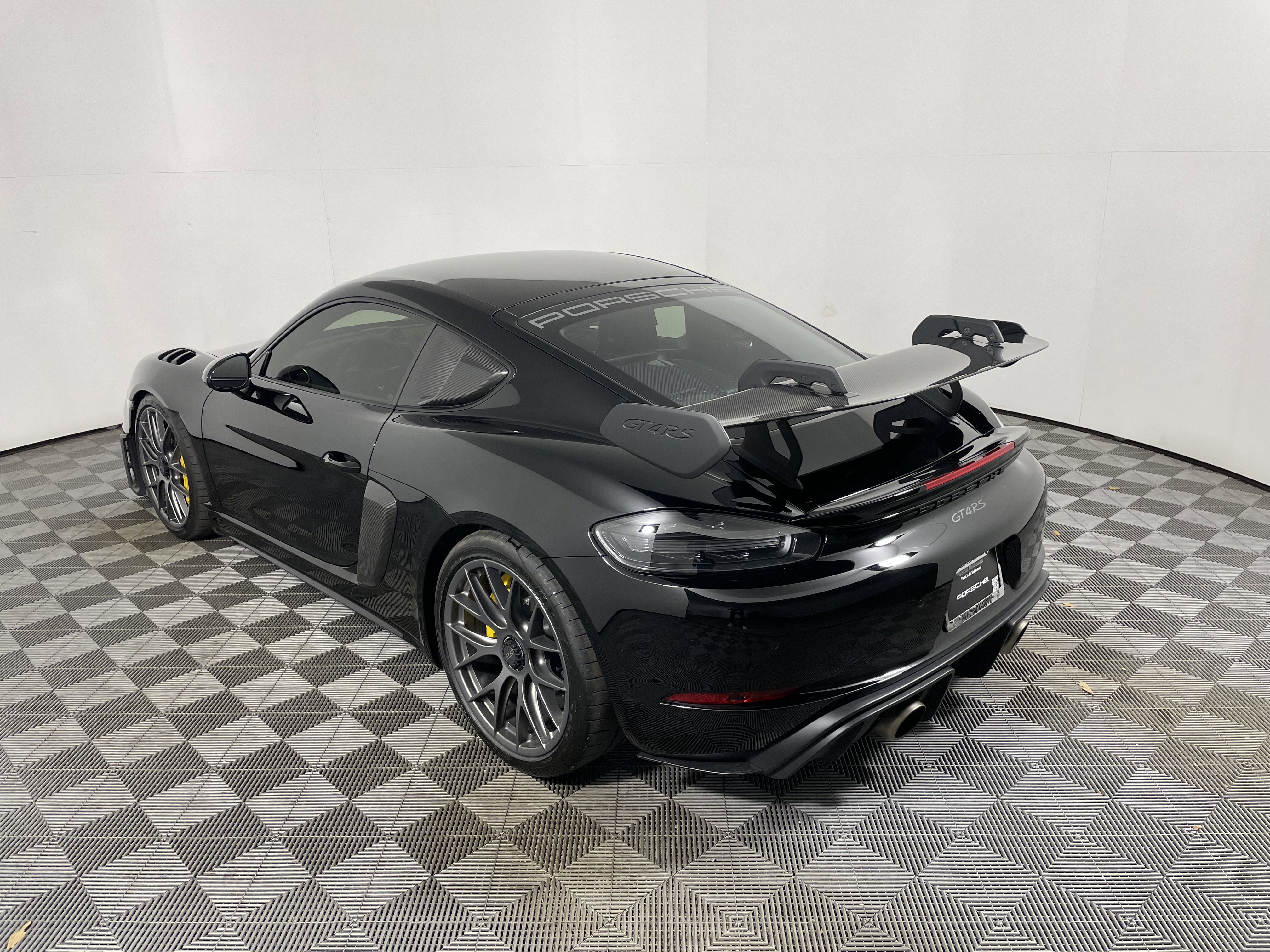 Certified 2023 Porsche 718 Cayman GT4 RS image 3