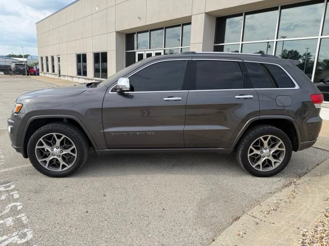 Used 2020 Jeep Grand Cherokee Overland AWD/4WD image 3