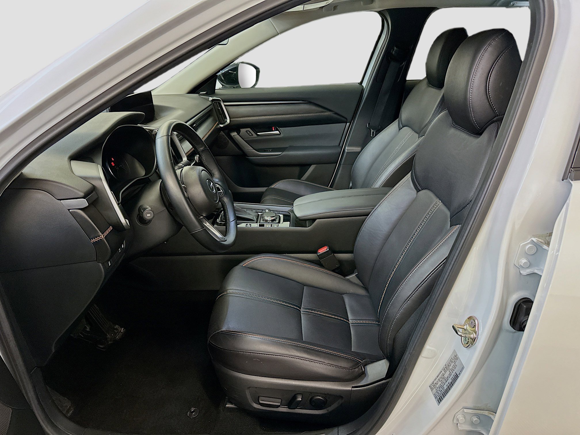 Used 2025 MAZDA CX-50 AWD 2.5 Hybrid w/ Premium Pkg image 13