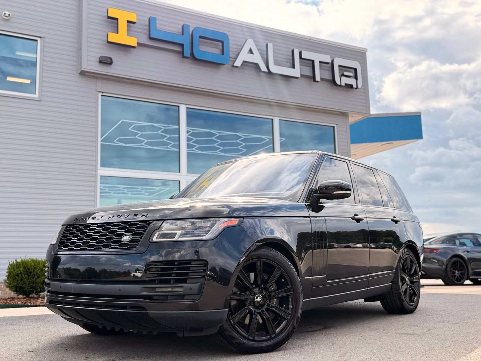 Used 2018 Land Rover Range Rover Supercharged AWD/4WD image 1