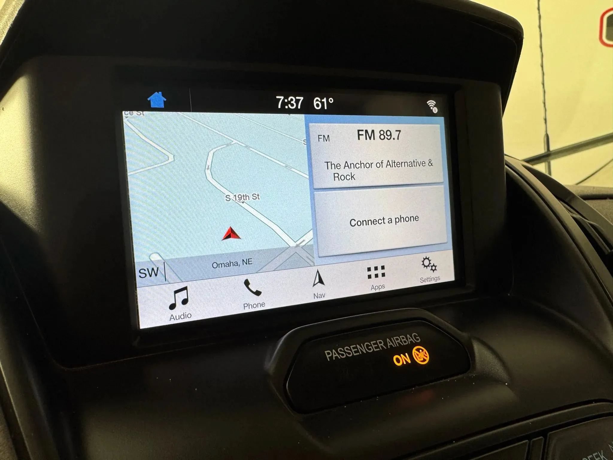 Used 2019 Ford Transit 250 148 Low Roof RWD image 17