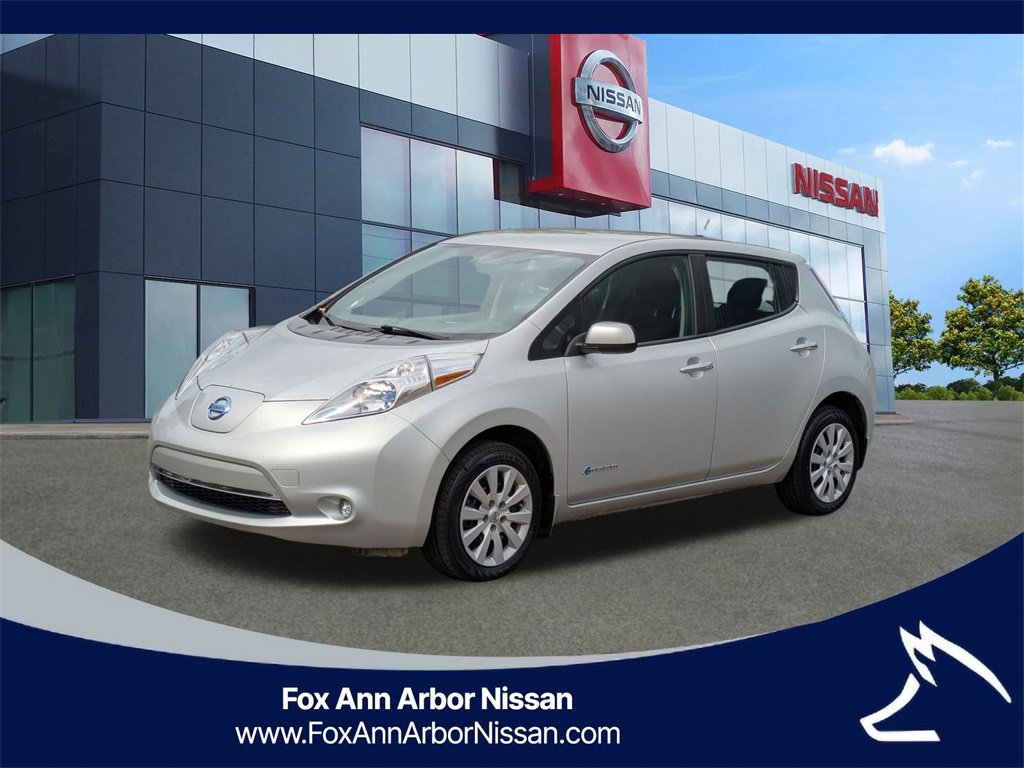 Used 2013 Nissan Leaf S w/ Charger Pkg