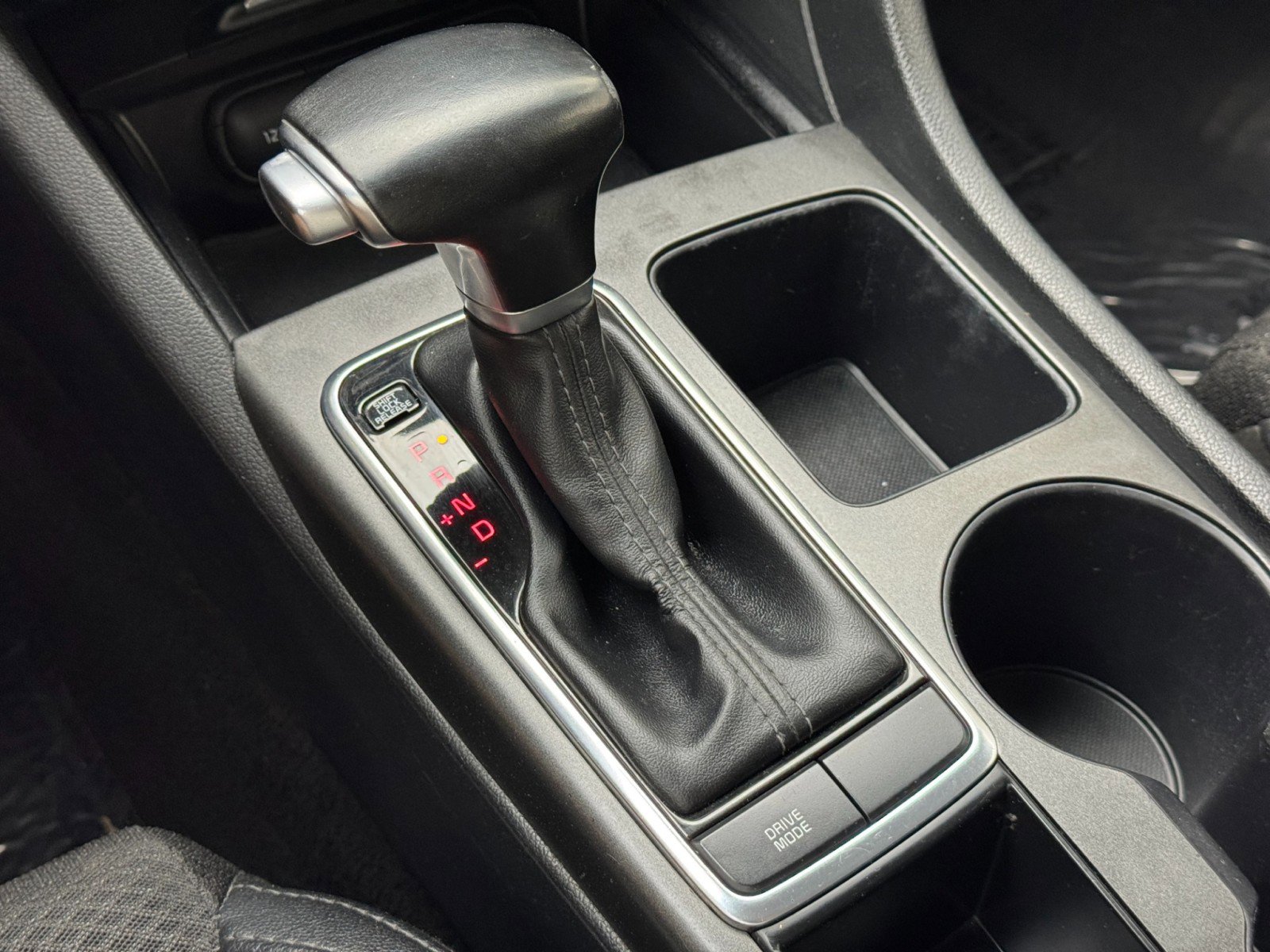 Used 2018 Kia Optima S w/ Panoramic Sunroof Package image 28