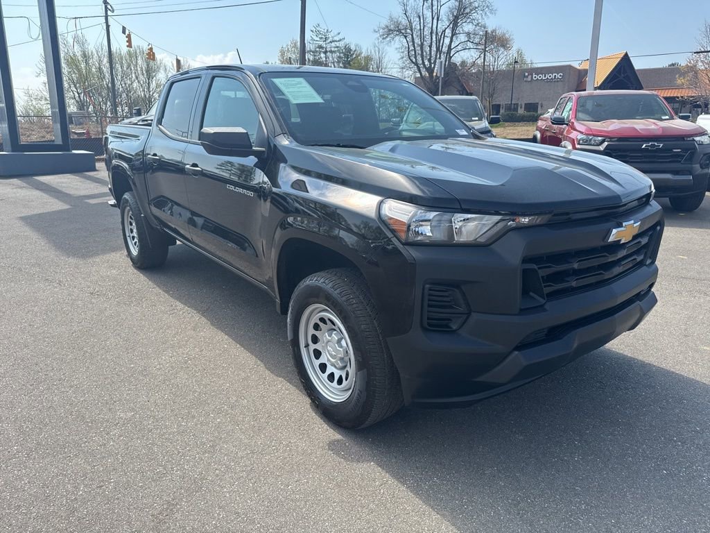 Used 2023 Chevrolet Colorado W/T image 7
