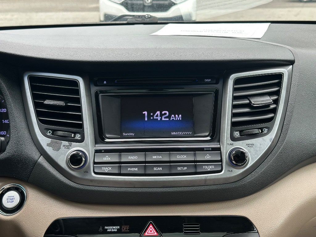 Used 2017 Hyundai Tucson Value AWD/4WD image 25