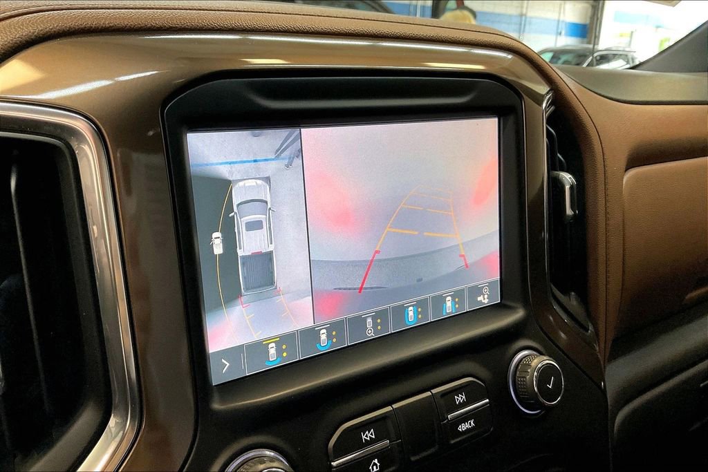 Used 2019 Chevrolet Silverado 1500 High Country w/ High Country Premium Package AWD/4WD image 16