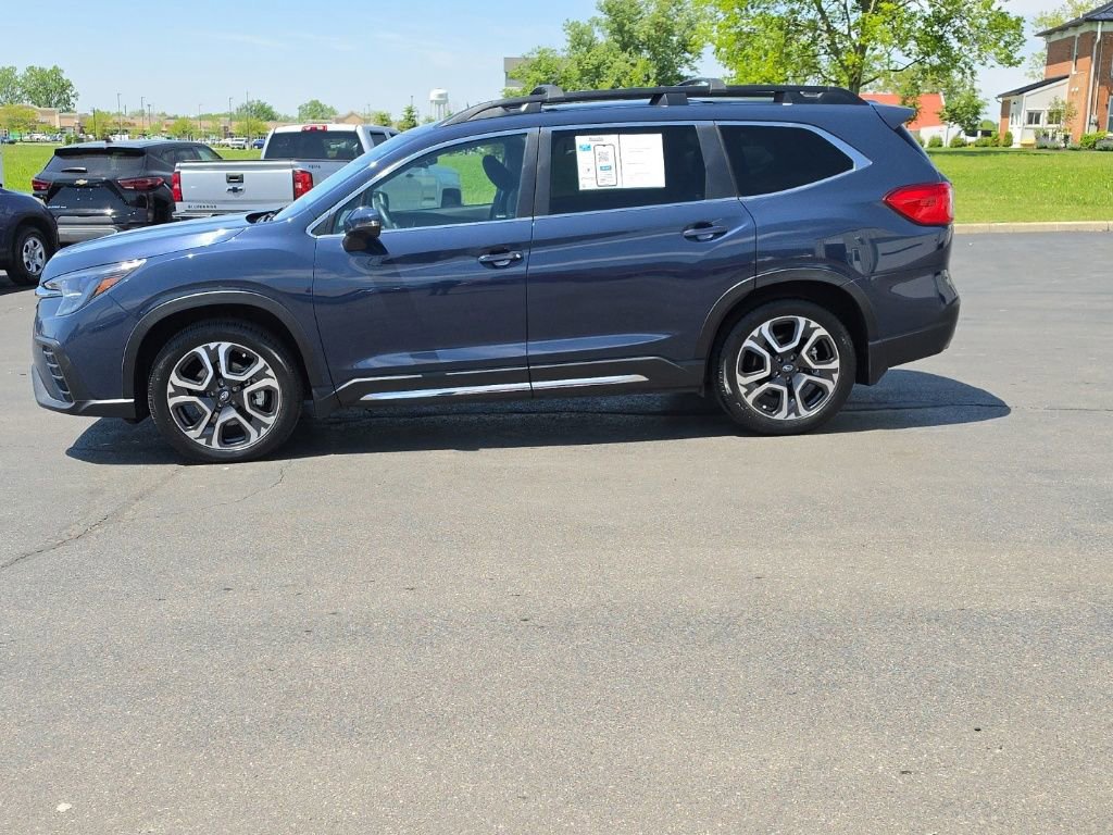 Used 2023 Subaru Ascent Limited AWD/4WD image 4