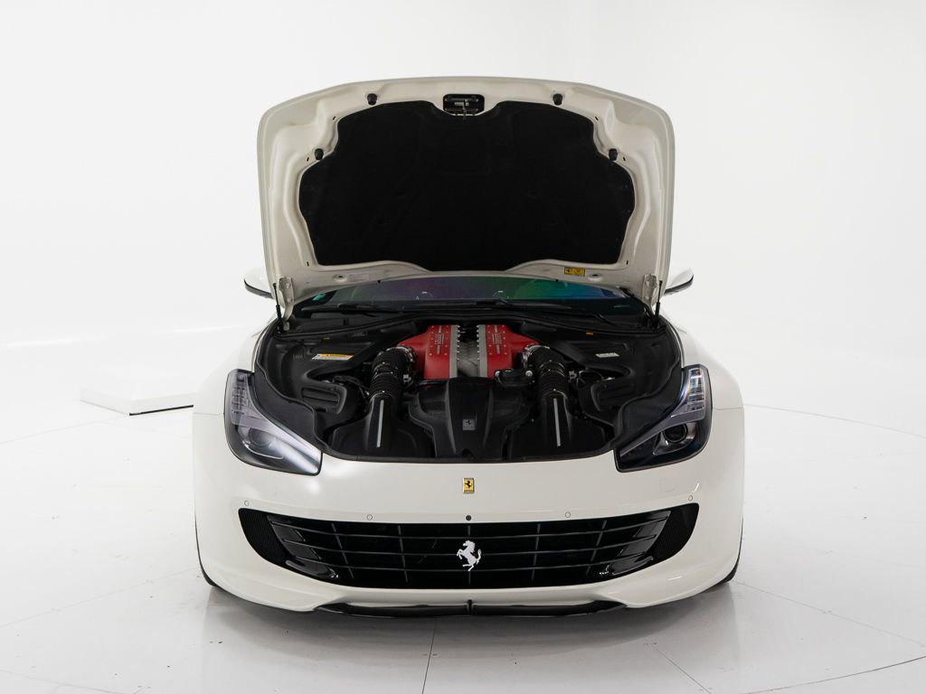 Used 2017 Ferrari GTC4Lusso image 42