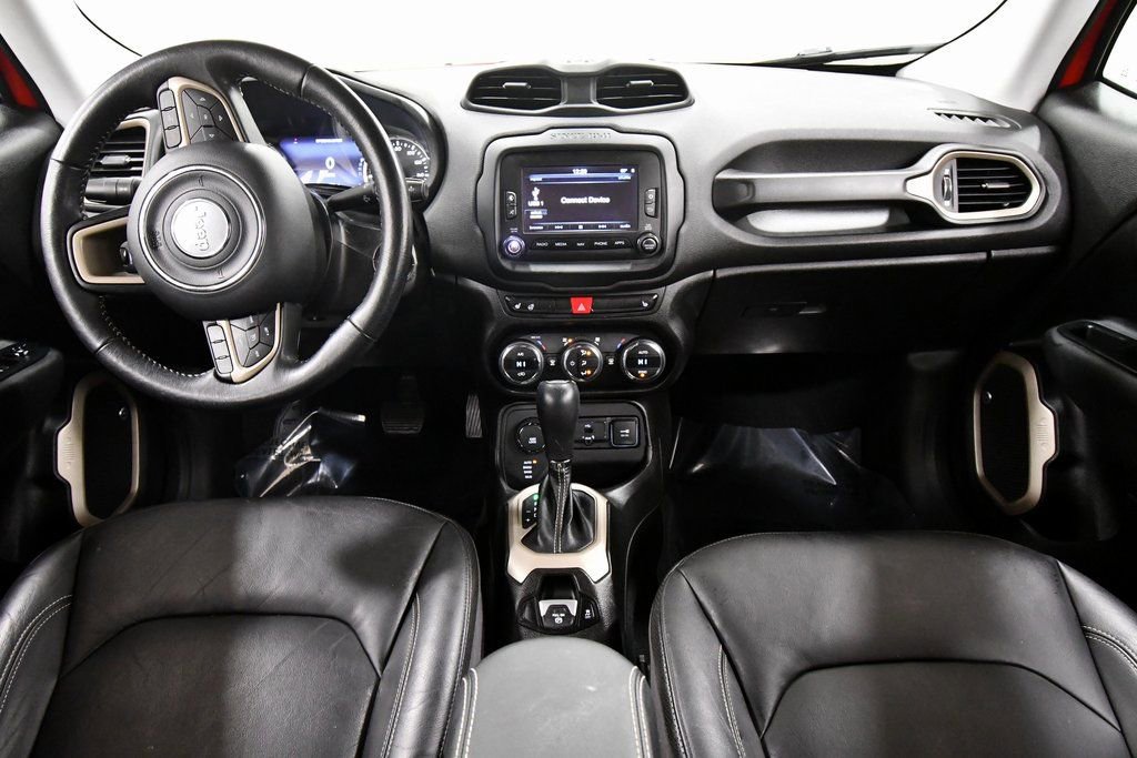 Used 2017 Jeep Renegade Limited image 3