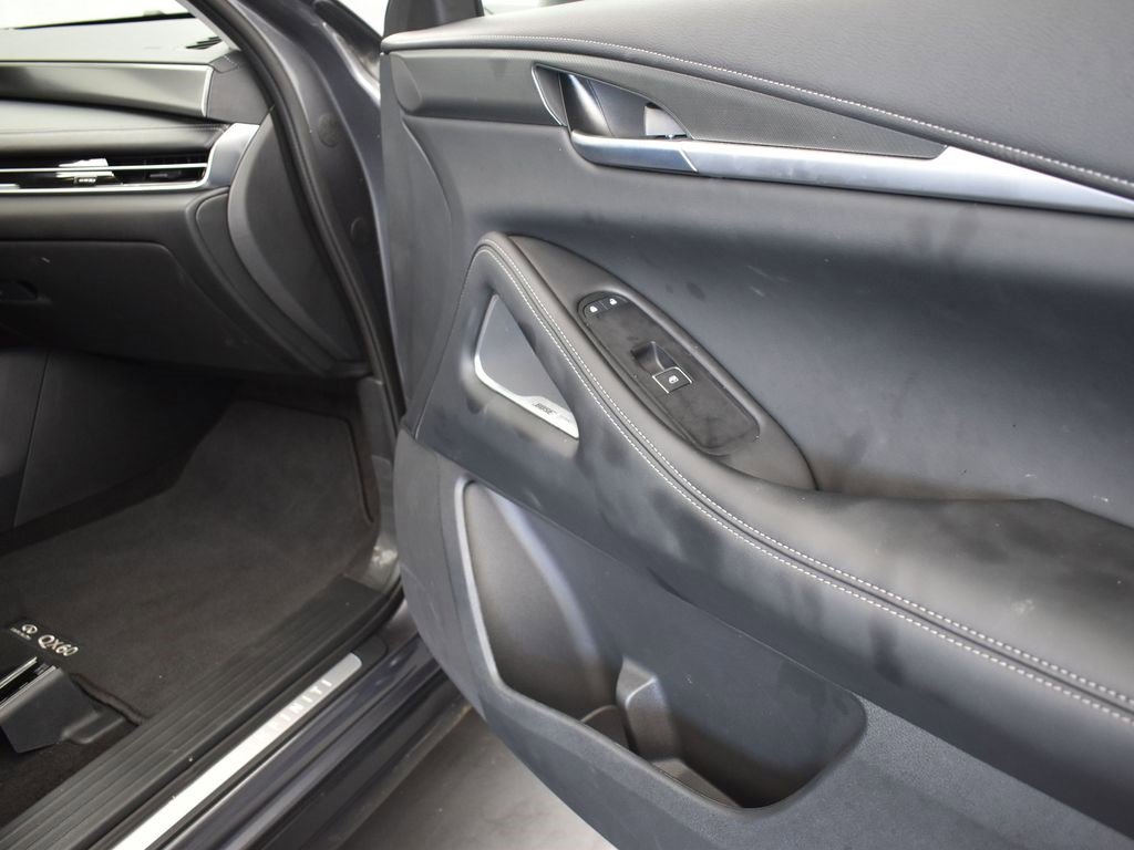 Certified 2025 INFINITI QX60 Luxe image 26