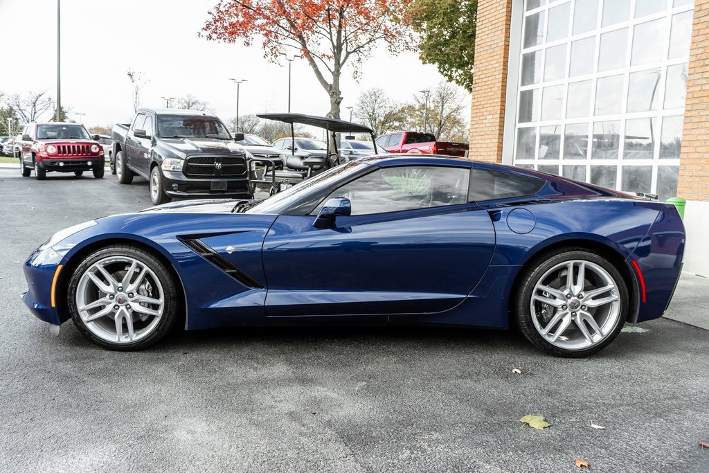 Used 2018 Chevrolet Corvette Stingray Coupe w/ Battery Protection Package image 31
