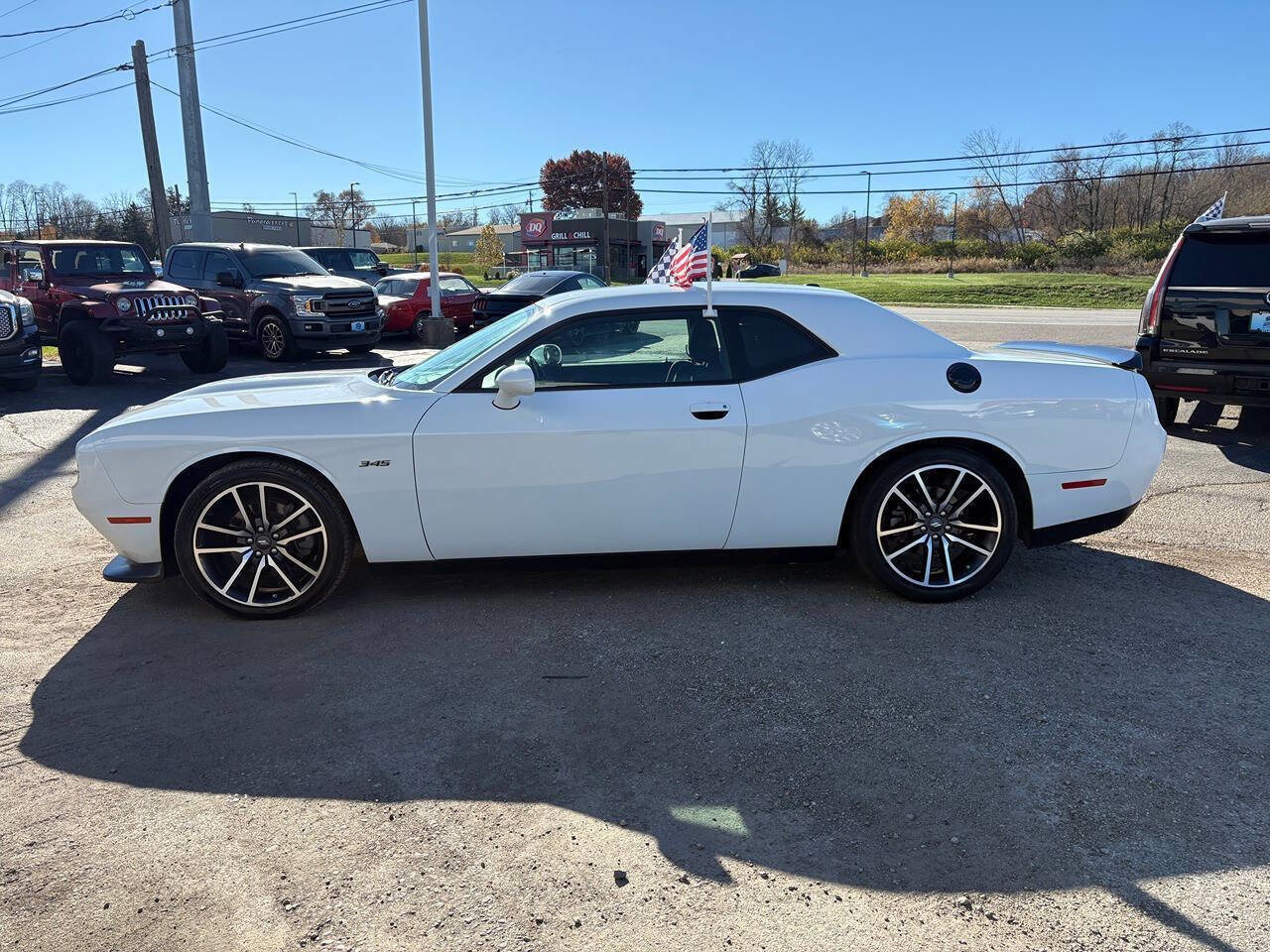 Used 2023 Dodge Challenger R/T image 5