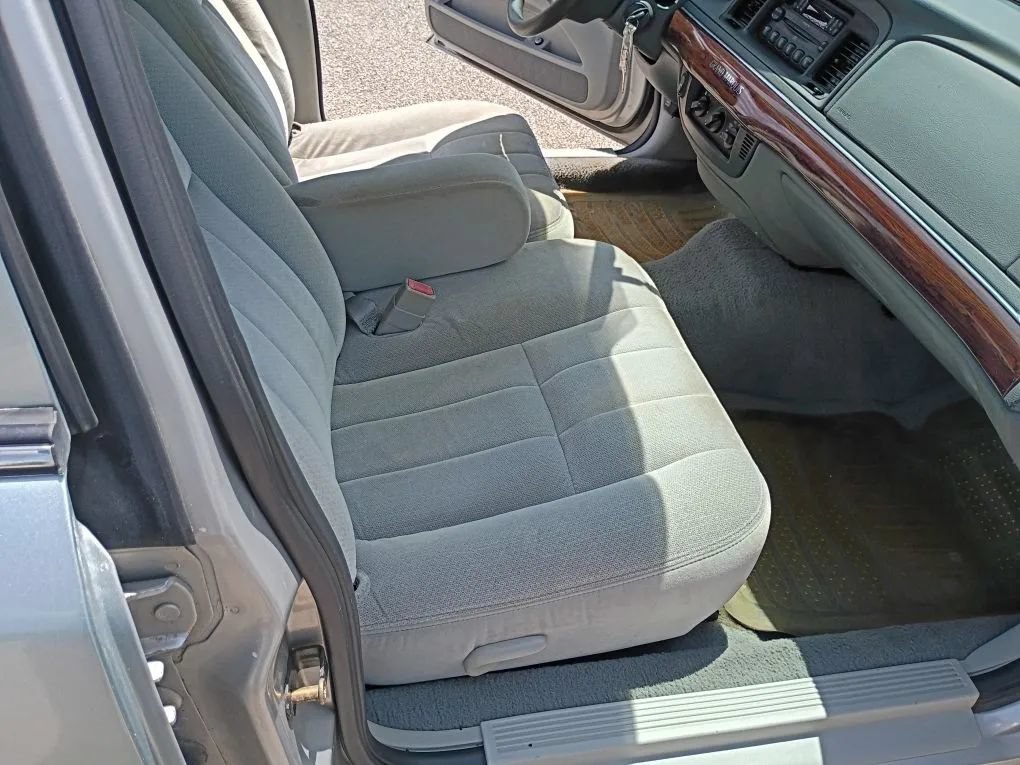 Used 2004 Mercury Grand Marquis GS RWD image 15