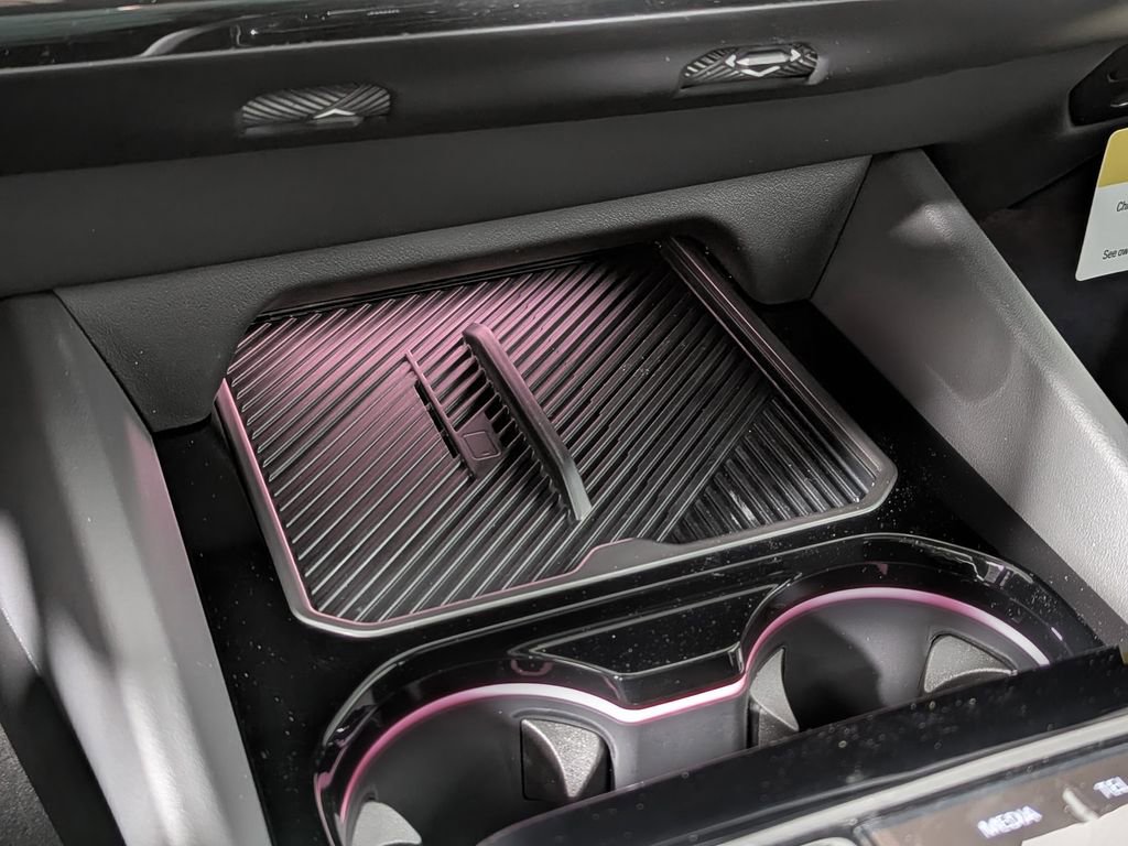 New 2026 BMW 530i xDrive w/ Premium Package image 28