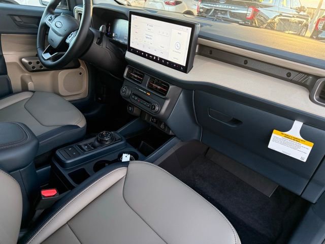 New 2026 Ford Maverick Lariat image 13