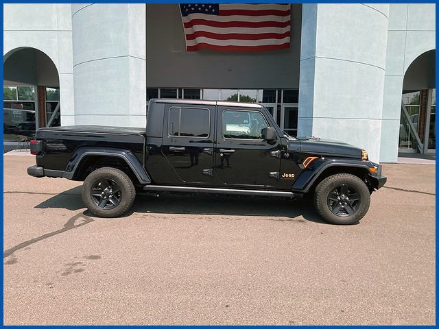 Used 2021 Jeep Gladiator Sport AWD/4WD image 2