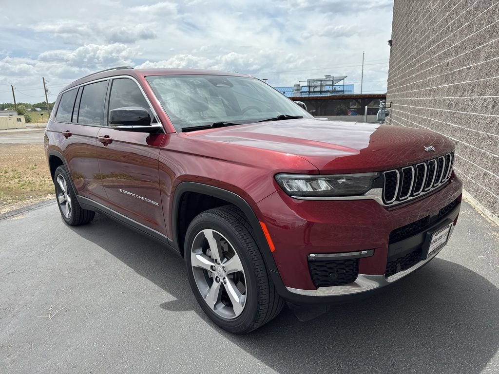 Used 2021 Jeep Grand Cherokee L Limited w/ Luxury Tech Group II AWD/4WD image 3