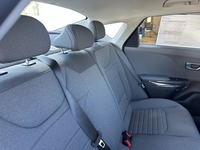 New 2025 Kia K4 EX image 21
