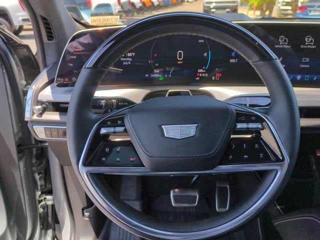 Used 2026 Cadillac Vistiq Platinum w/ LPO, Floor Liner Package AWD/4WD image 12