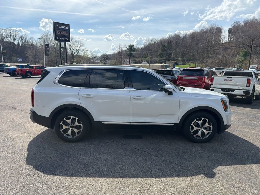 Used 2020 Kia Telluride EX image 2