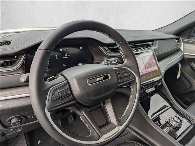 New 2025 Jeep Grand Cherokee L Limited image 3