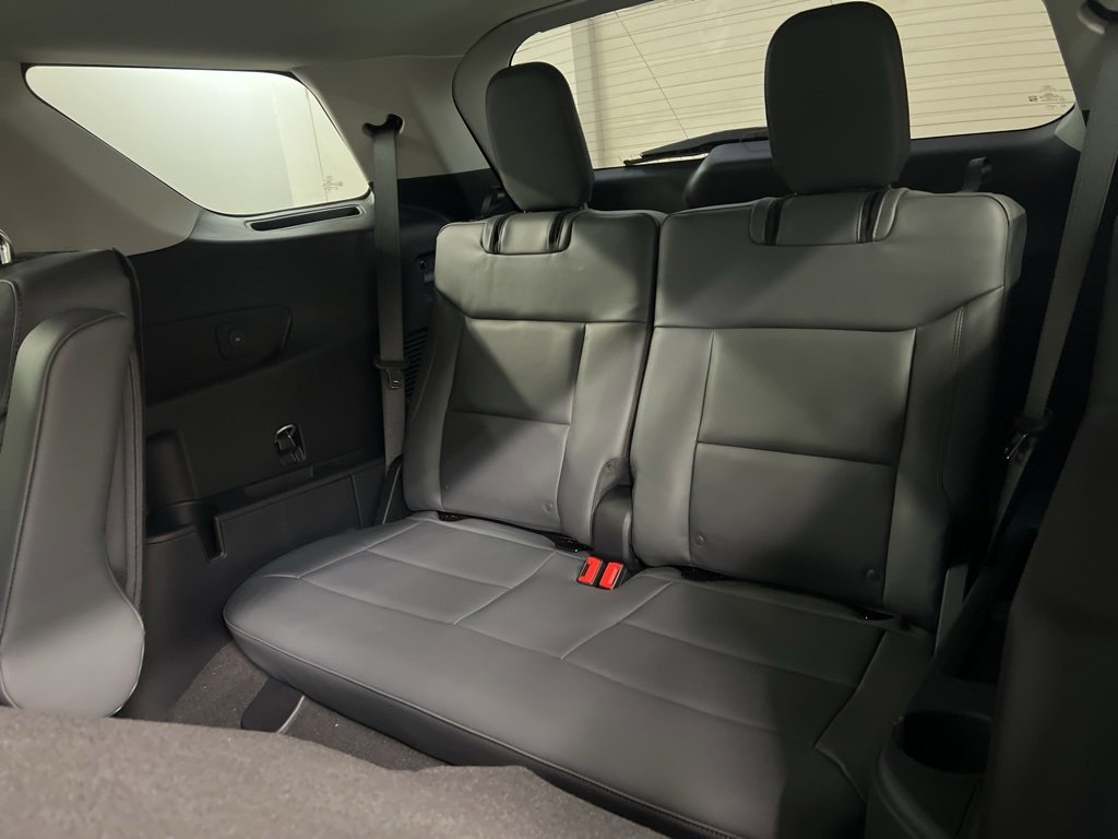 New 2026 Ford Explorer Active w/ Active Comfort Package image 28