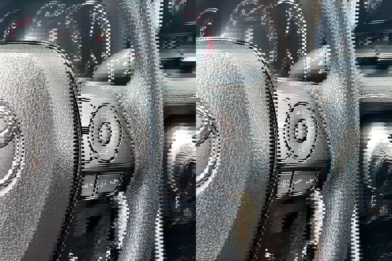 Used 2025 Toyota RAV4 LE image 24