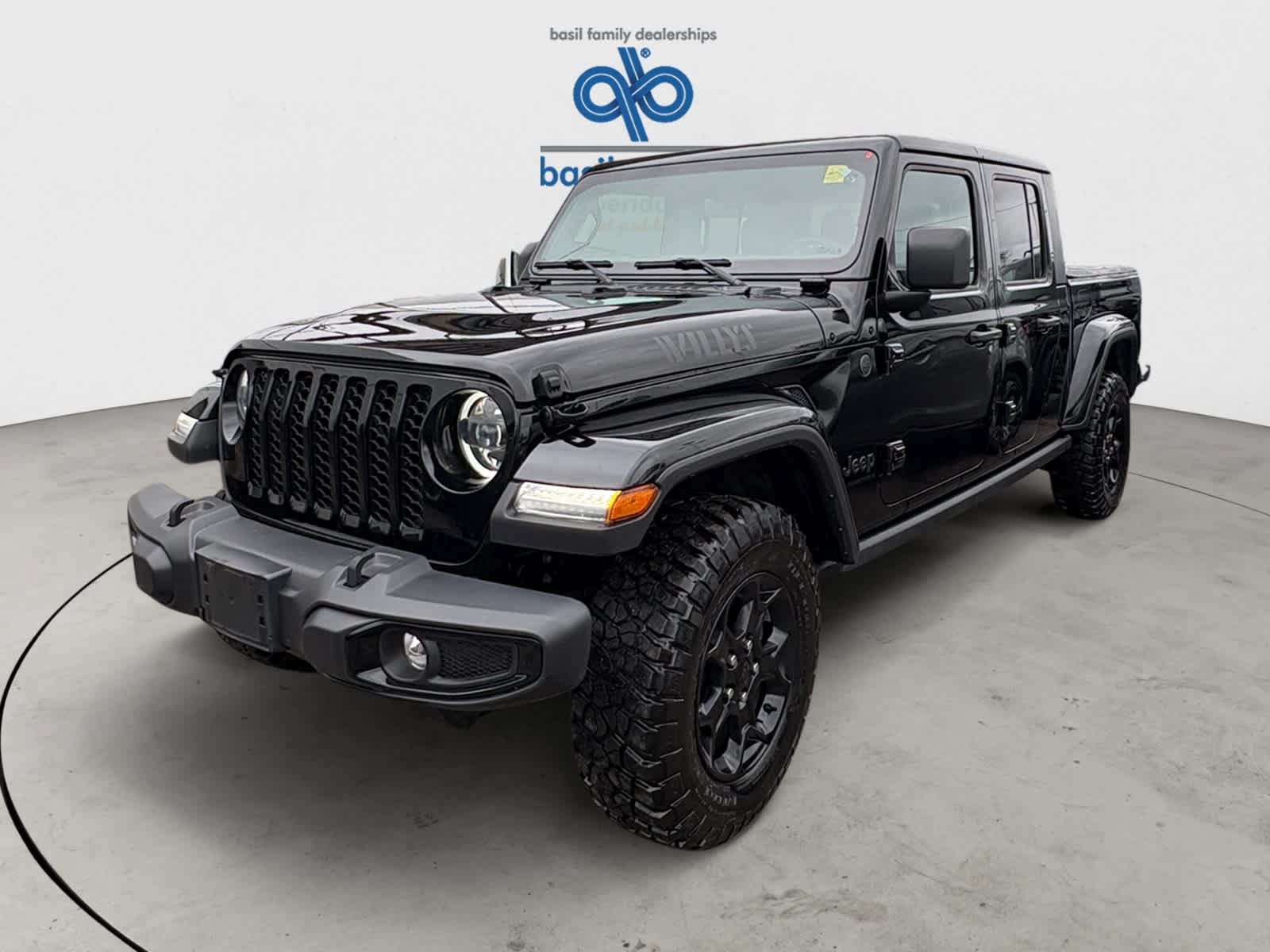 Used 2023 Jeep Gladiator Sport AWD/4WD image 2