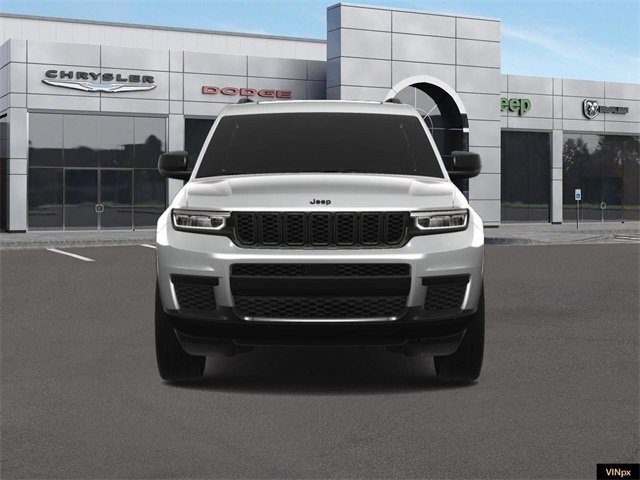 Used 2023 Jeep Grand Cherokee L Altitude image 12