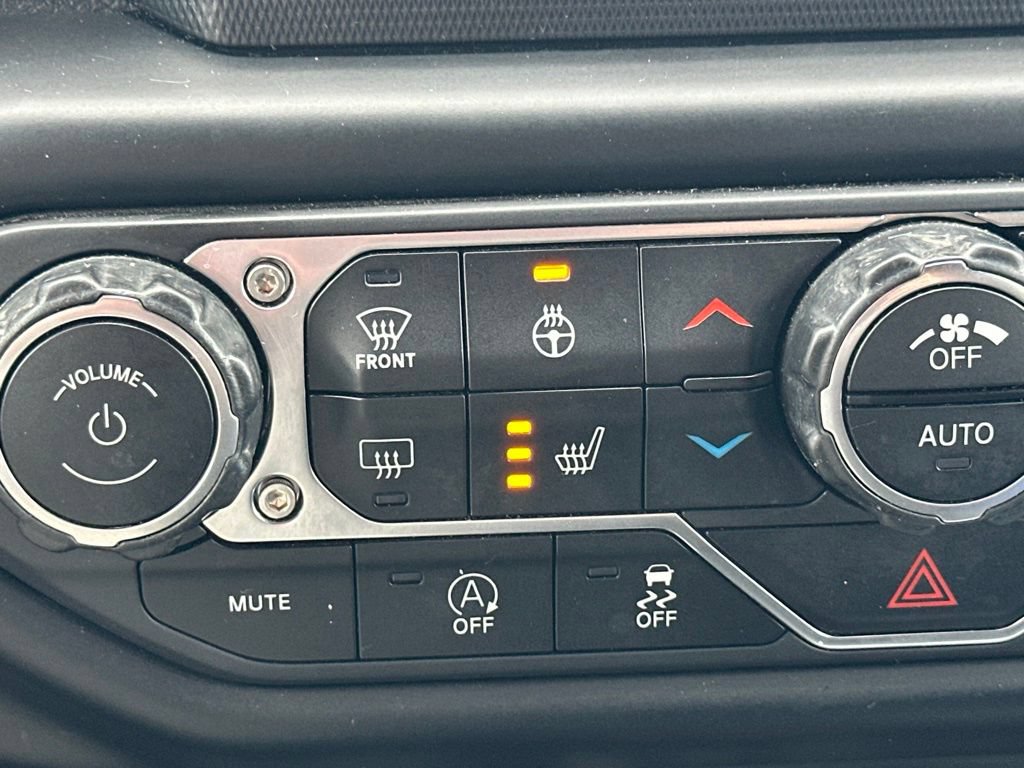 Used 2021 Jeep Wrangler Unlimited Sport AWD/4WD image 5