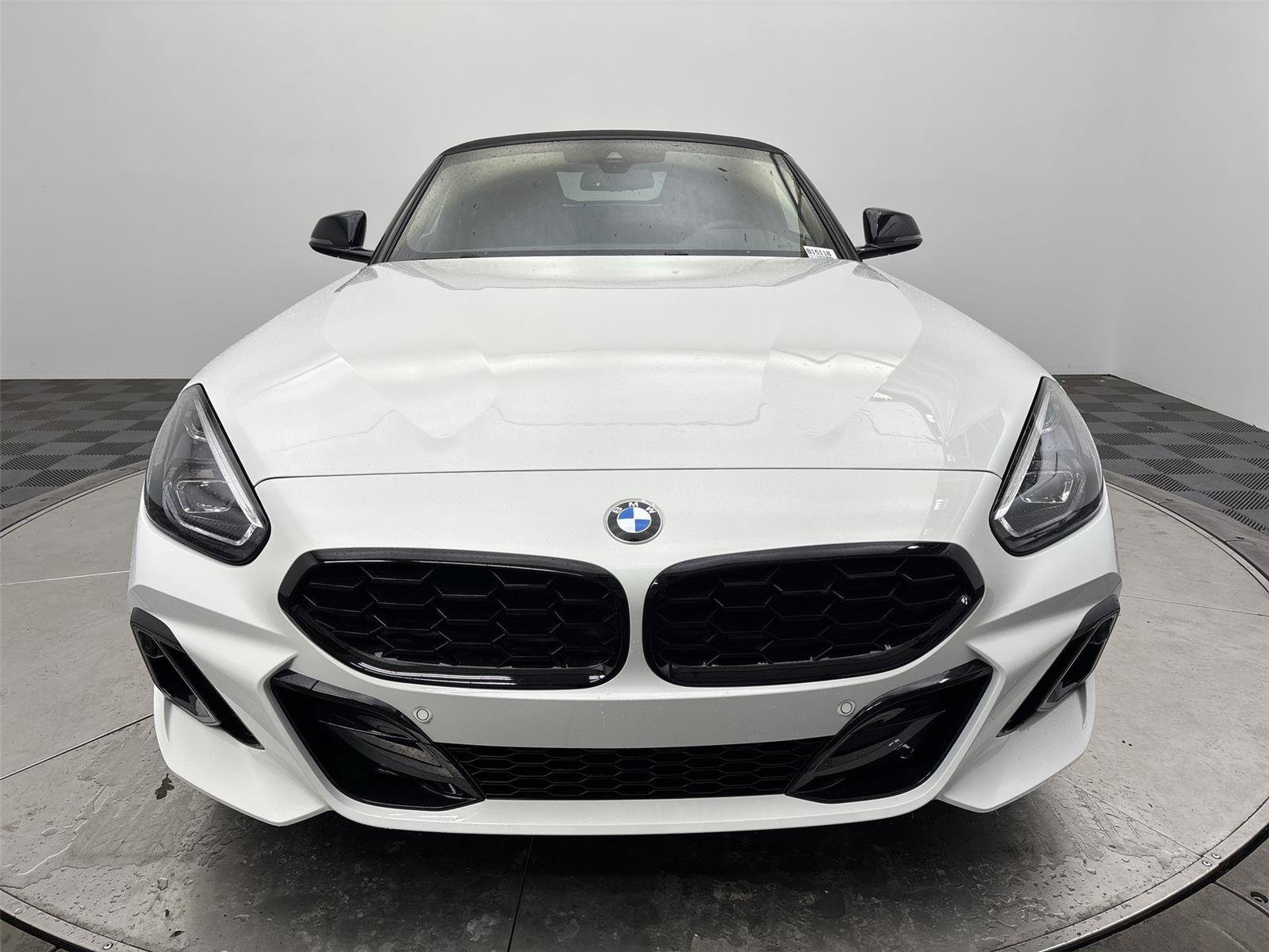 New 2026 BMW Z4 sDrive30i w/ Shadowloine Package RWD image 14