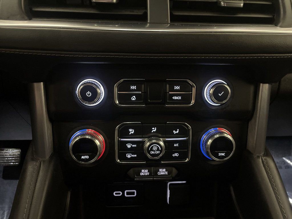 Used 2023 GMC Yukon SLE image 12