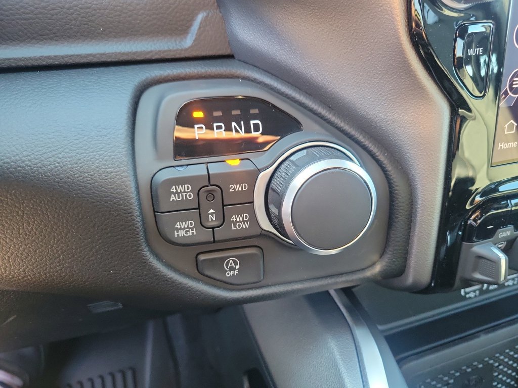 New 2026 RAM 1500 Big Horn AWD/4WD image 12