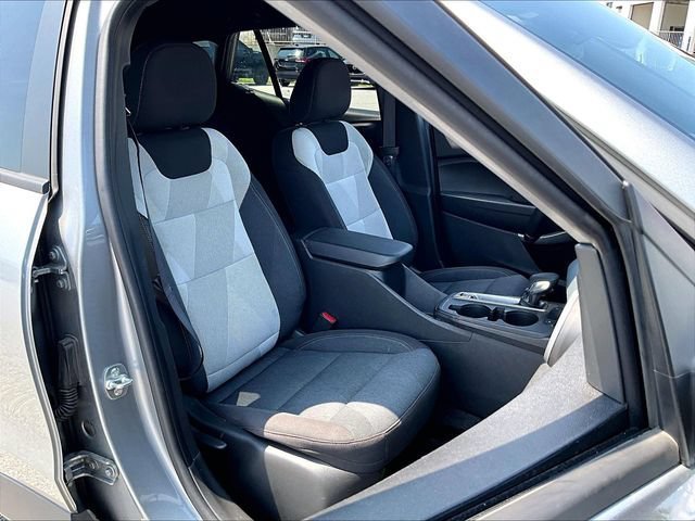Used 2025 Chevrolet Trax RS w/ Driver Confidence Package FWD image 11