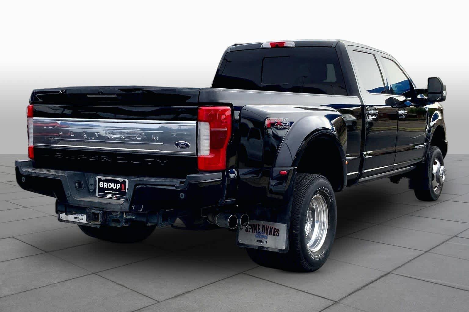 Used 2017 Ford F350 Platinum w/ Platinum Ultimate Package AWD/4WD image 13