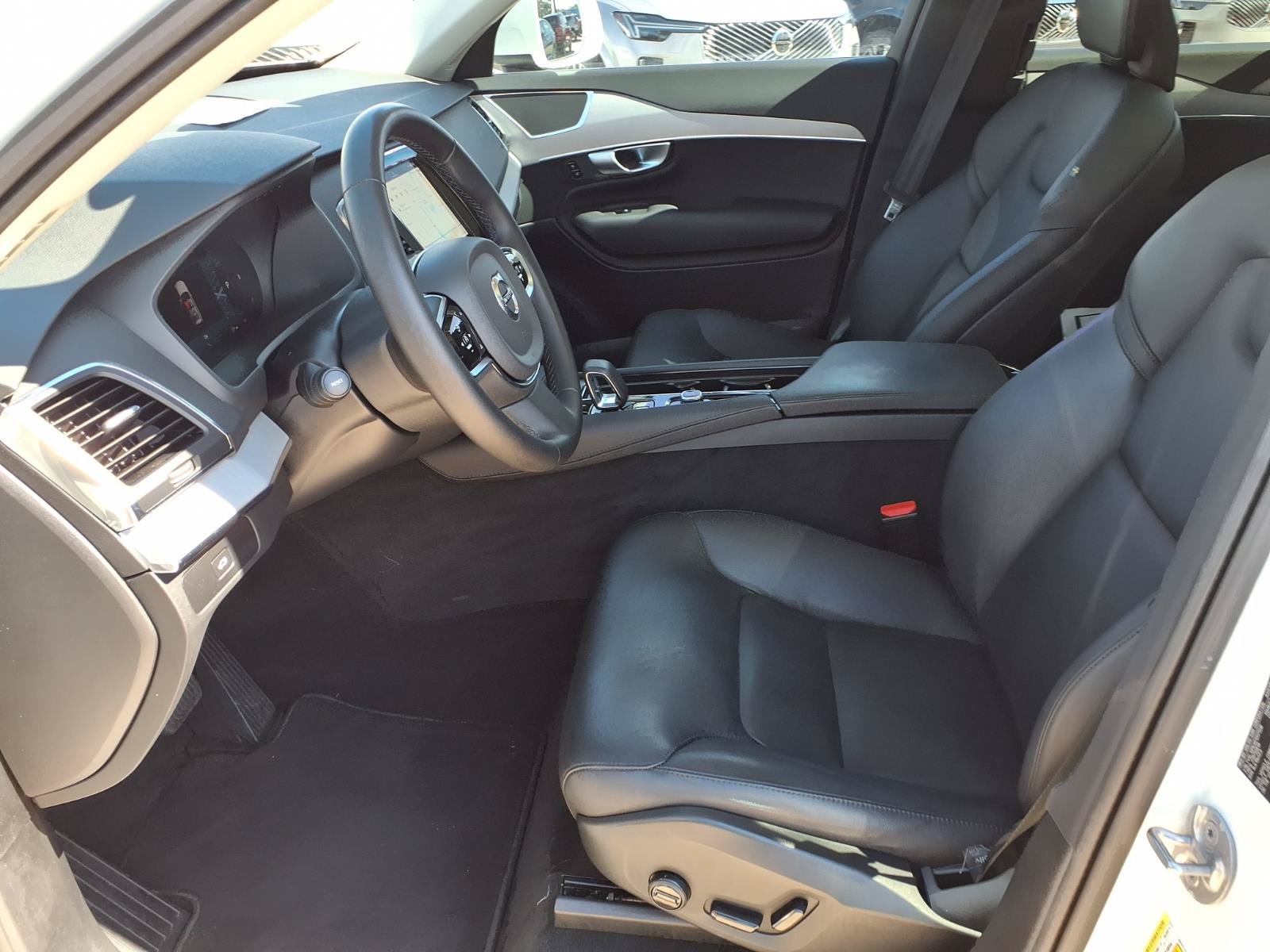 Certified 2024 Volvo XC90 B5 Core AWD/4WD image 22