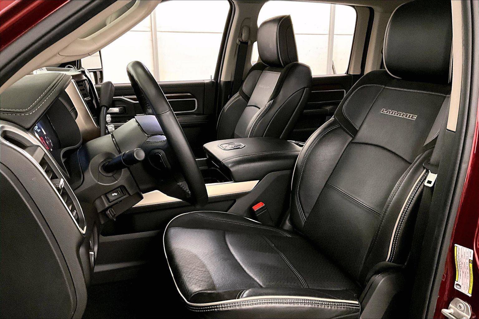 Used 2024 RAM 3500 Laramie image 24