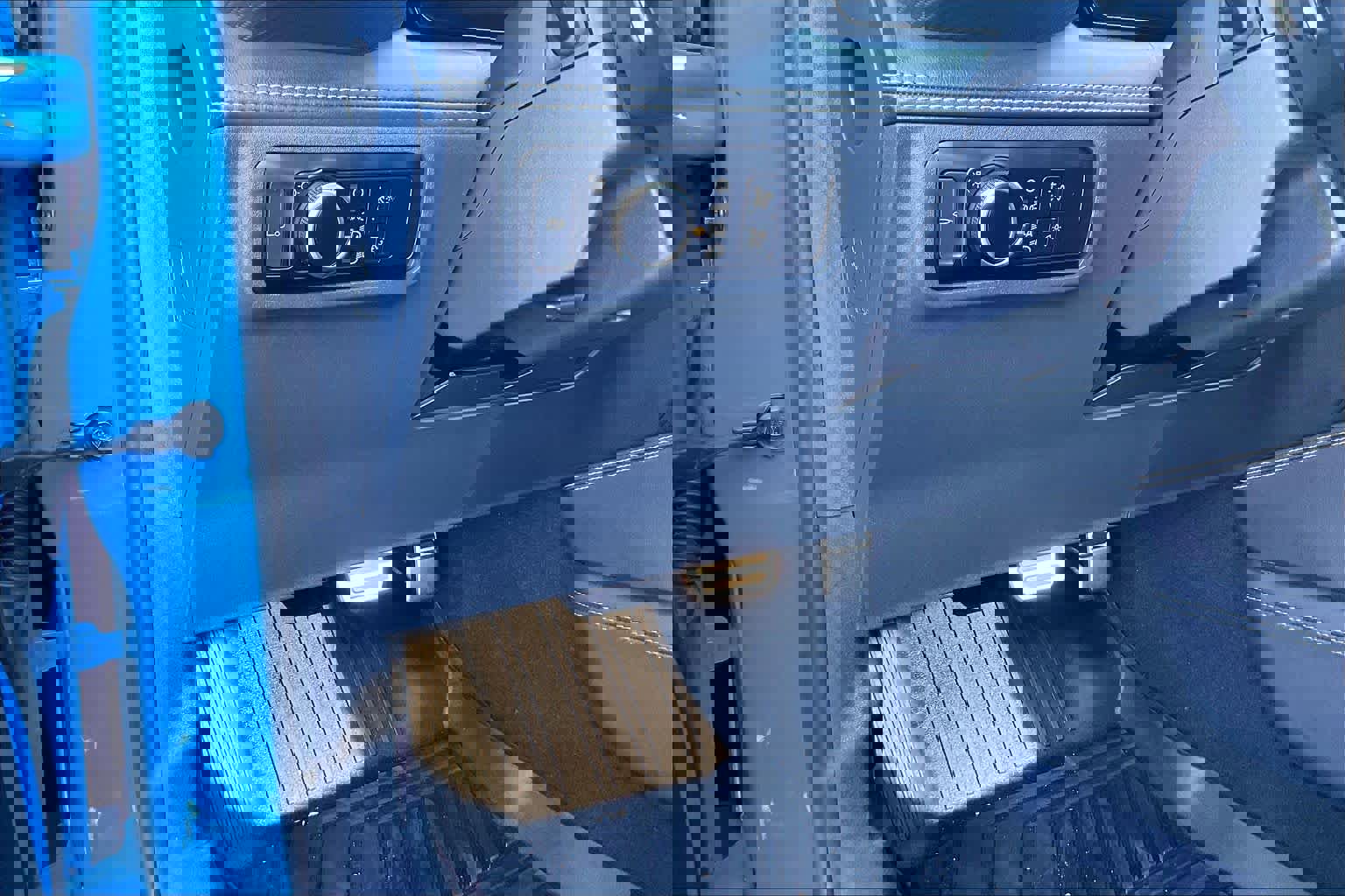 Used 2024 Ford Mustang GT Premium image 35