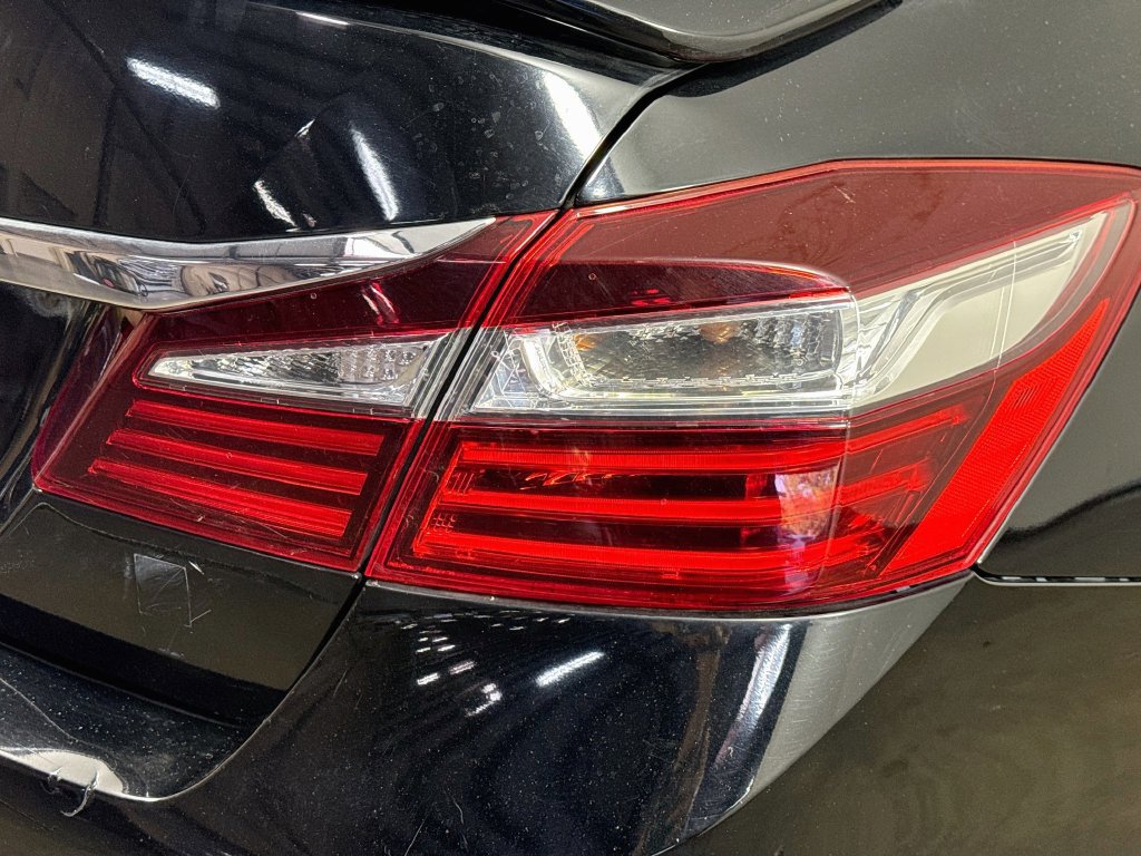 Used 2016 Honda Accord EX-L image 33