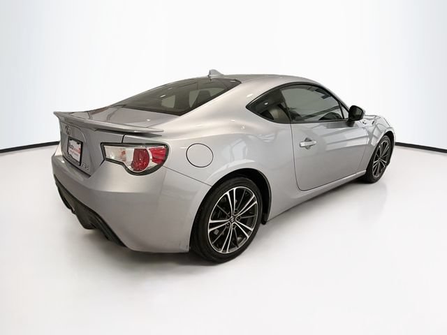 Used 2015 Scion FR-S RWD image 6