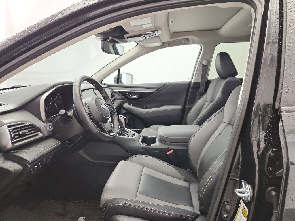 Certified 2025 Subaru Outback Onyx Edition AWD/4WD image 6